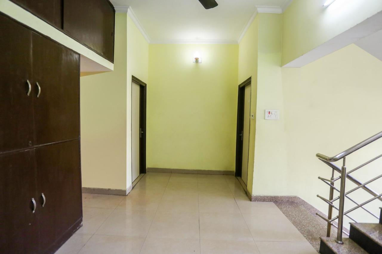Spot On 72060 Hotel Kaushik Kakarmatha Exterior foto